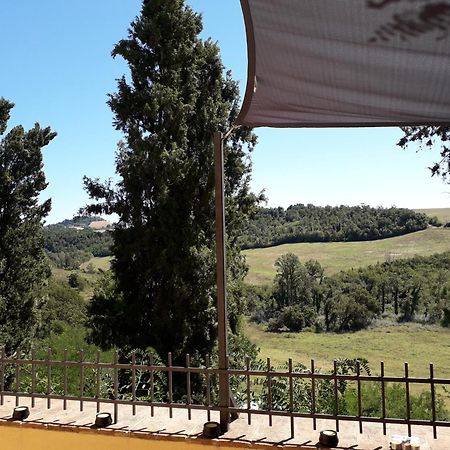 Agriturismo Alle Rose 볼테라 외부 사진