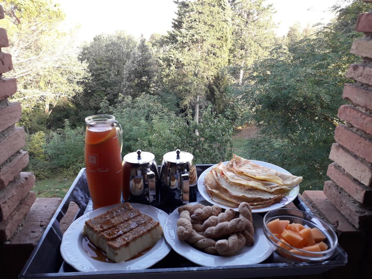 Agriturismo Alle Rose 볼테라 외부 사진