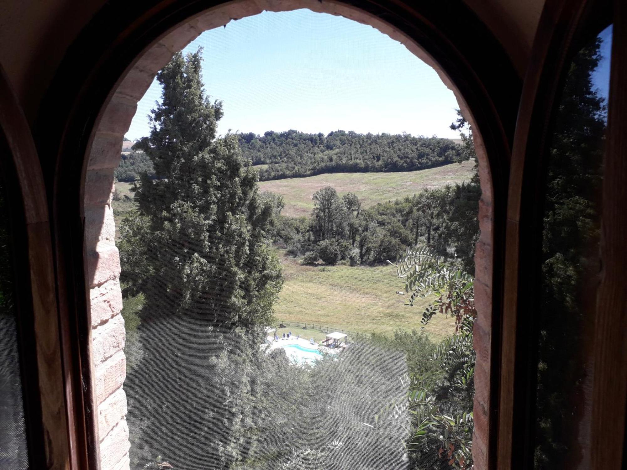 Agriturismo Alle Rose 볼테라 외부 사진