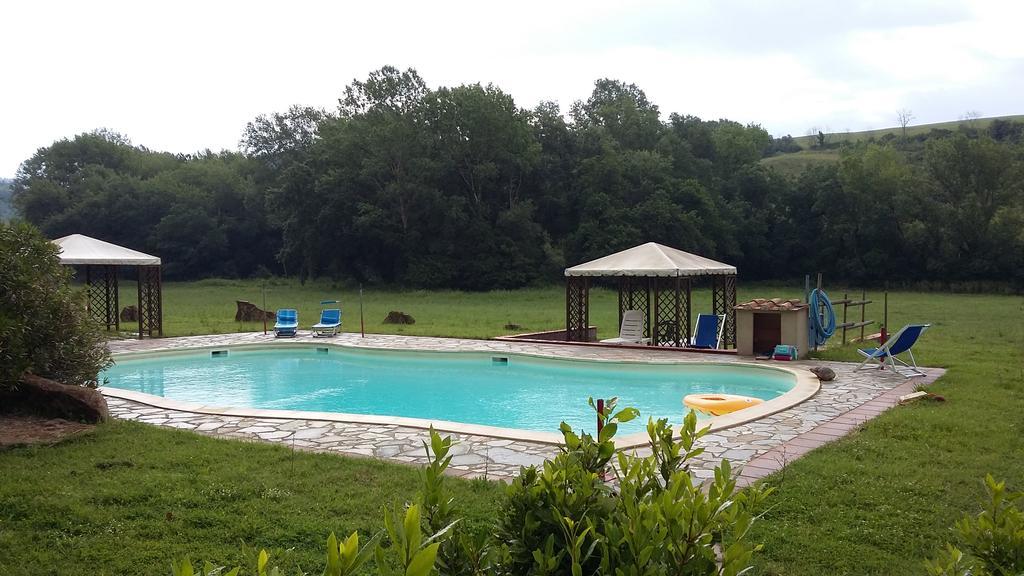 Agriturismo Alle Rose 볼테라 외부 사진