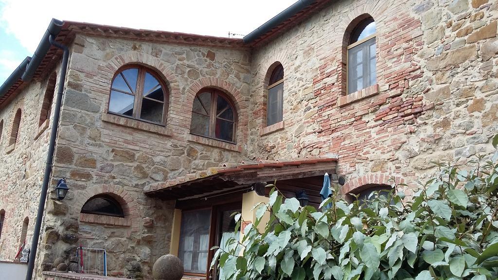 Agriturismo Alle Rose 볼테라 외부 사진